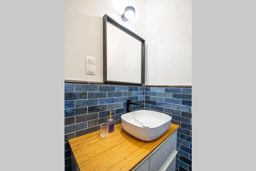 Apartament With Garden Bezplatny Parking !!! Krakow Luaran gambar